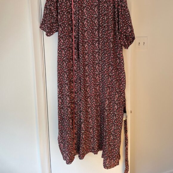 Pink flowers flowy robe - Picture 4 of 4